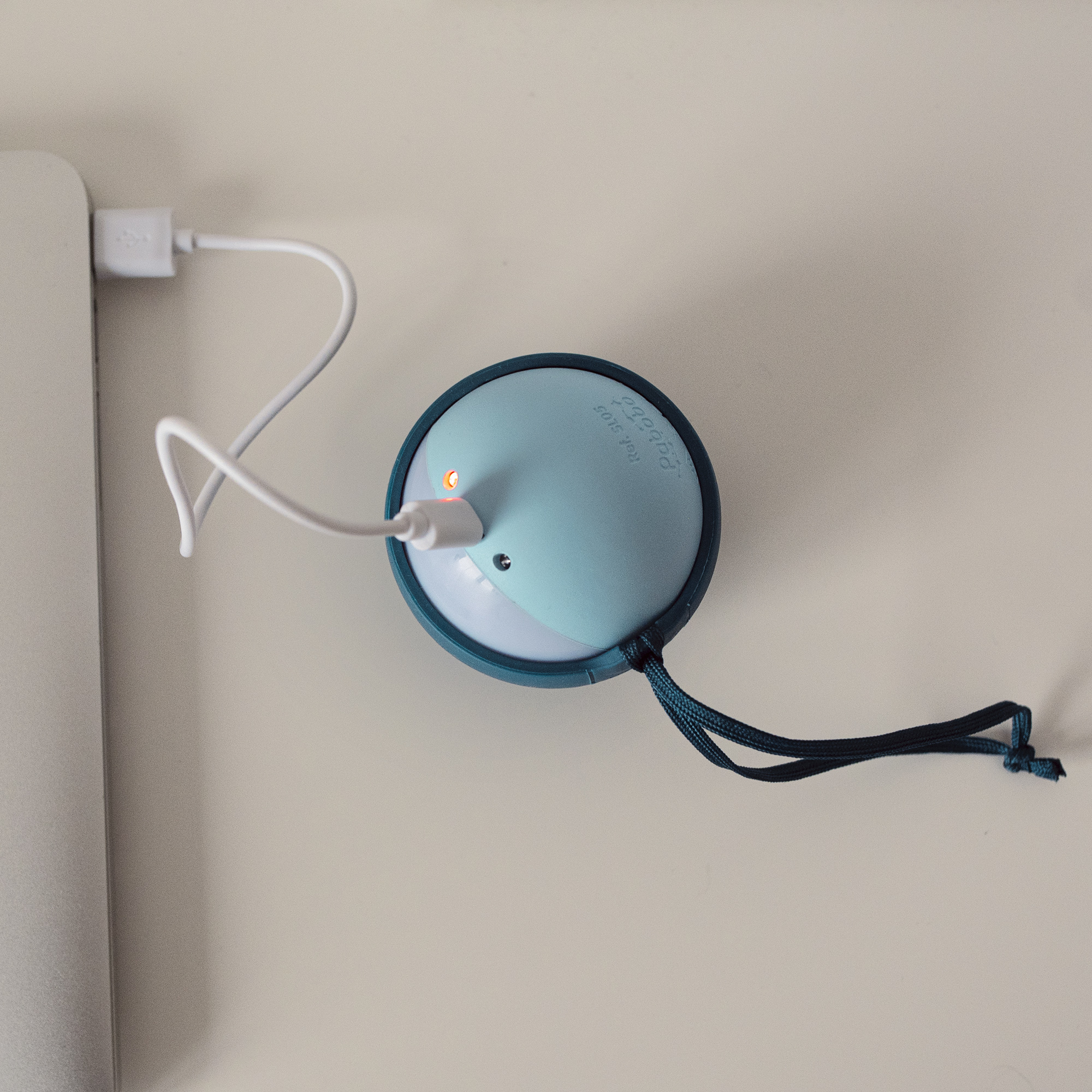 מנורת הלילה הניידת Little Moon